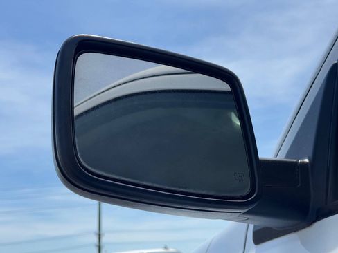 Used 2018 RAM 1500 Tradesman w/ Chrome Appearance Group AWD/4WD image 47