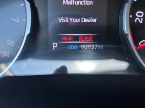 Used 2021 Toyota RAV4 LE FWD image 24