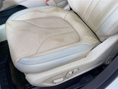 Used 2018 Lincoln MKX Reserve w/ Lincoln MKX Climate Package image 20