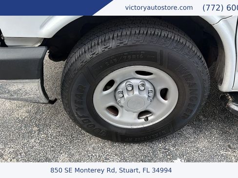 Used 2020 Chevrolet Express 2500 w/ Driver Convenience Package RWD image 11