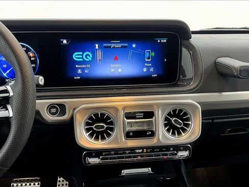 Certified 2025 Mercedes-Benz G 580 w/ EQ Technology image 6