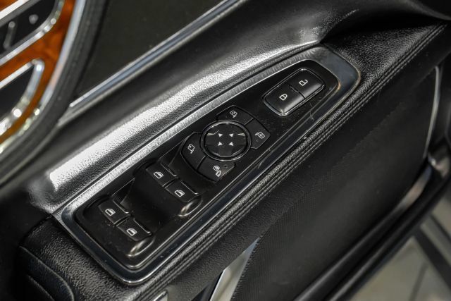Used 2019 Lincoln Continental Select FWD image 55