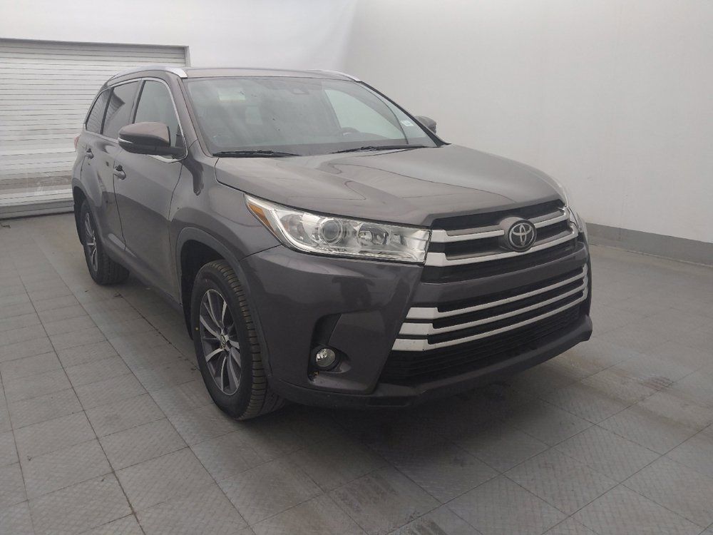 Used 2019 Toyota Highlander XLE AWD/4WD image 13