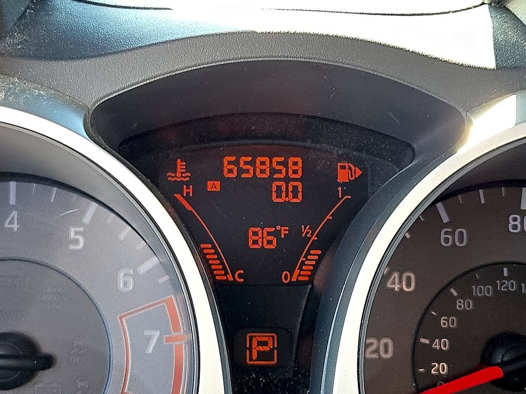 Used 2013 Nissan Juke SV AWD/4WD image 22
