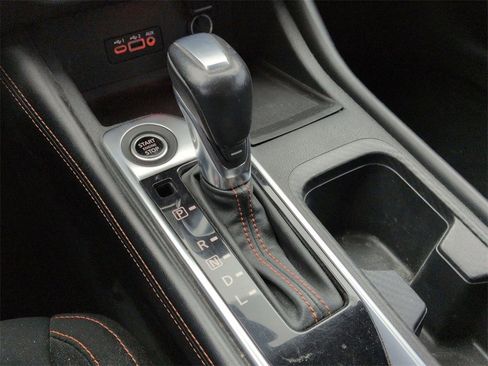 Used 2022 Nissan Sentra SR w/ Midnight Edition image 11