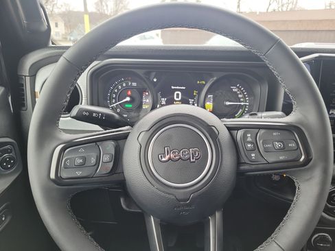 Used 2025 Jeep Wrangler Unlimited Sport S 4xe image 8