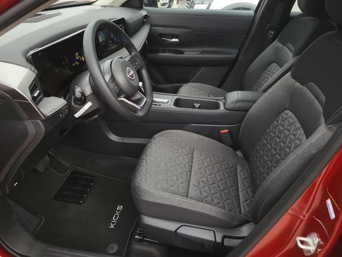 New 2026 Nissan Kicks SV w/ Cold Weather Package FWD image 16