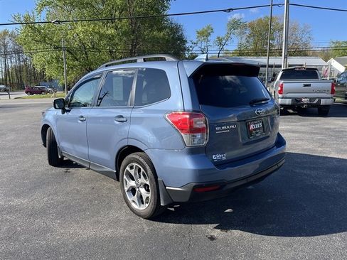 Used 2018 Subaru Forester 2.5i Touring w/ 50th Anniversary Edition AWD/4WD image 10