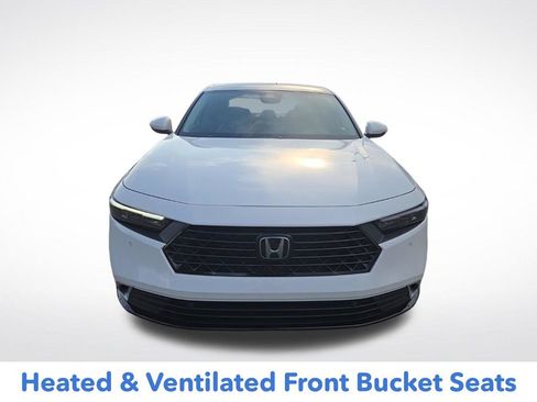 Used 2025 Honda Accord Touring image 10