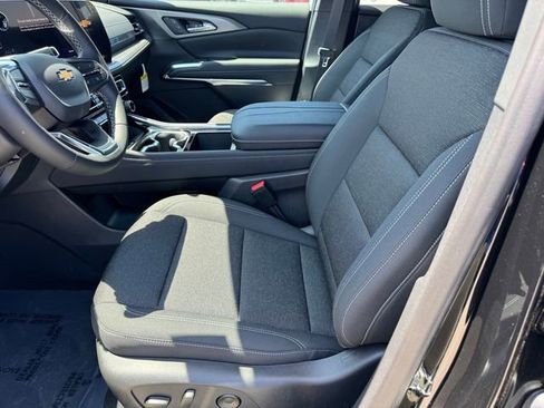 New 2026 Chevrolet Traverse LT w/ Driver Confidence Package FWD image 12