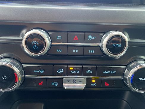 Used 2026 Ford F150 XLT w/ Equipment Group 302A MID AWD/4WD image 17