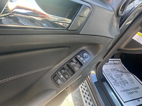 Used 2011 Mercedes-Benz GL 450 4MATIC w/ Premium 2 Pkg image 21