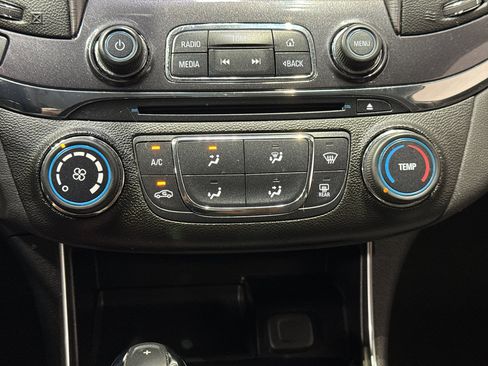 Used 2014 Chevrolet Impala LS w/ LS Convenience Package FWD image 26