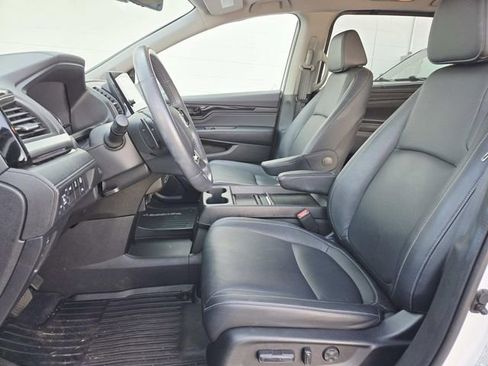 Used 2023 Honda Odyssey Touring image 9