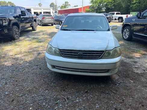 Used 2003 Toyota Avalon XLS FWD image 2