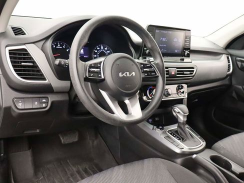 Used 2022 Kia Seltos LX AWD/4WD image 14