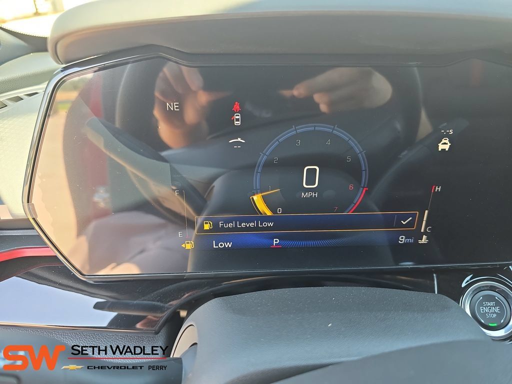 New 2026 Chevrolet Trax RS w/ Sunroof Package FWD image 20
