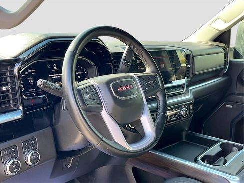 Used 2024 GMC Sierra 2500 SLT w/ SLT Premium Package image 11