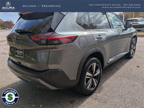 Used 2023 Nissan Rogue SL image 6