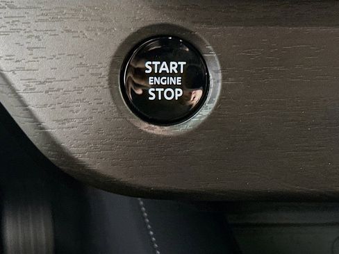 New 2026 Nissan Murano SV AWD/4WD image 19