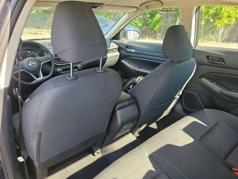 Used 2025 Nissan Altima 2.5 SV FWD image 9