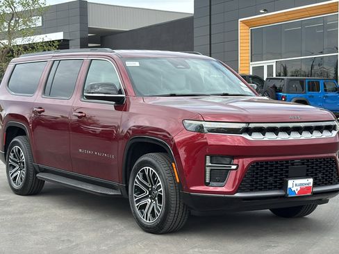 New 2026 Jeep Grand Wagoneer L 2WD image 3