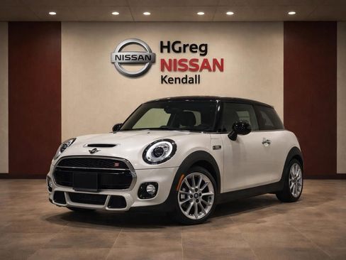 Used 2017 MINI Cooper Countryman S FWD image 6