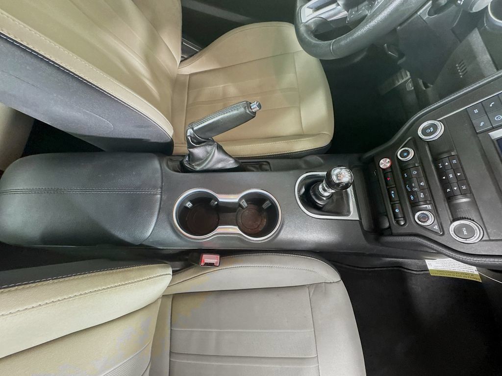 Used 2022 Ford Mustang Coupe RWD image 31