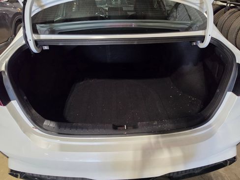 Used 2023 Kia Forte GT-Line w/ GT-Line Technology Package FWD image 8