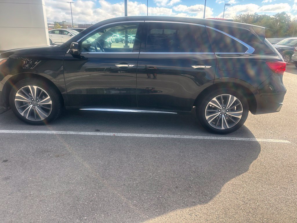 Used 2017 Acura MDX w/ Technology Package AWD/4WD image 8