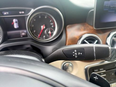 Used 2018 Mercedes-Benz GLA 250 4MATIC image 29