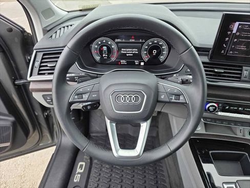 Used 2025 Audi Q5 Prestige w/ Prestige Package AWD/4WD image 23