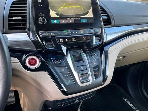 Used 2024 Honda Odyssey Elite image 14