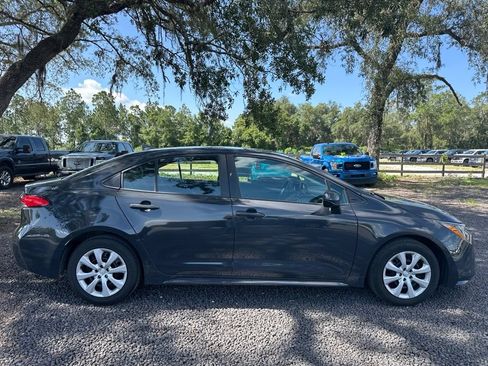 Used 2024 Toyota Corolla LE FWD image 6