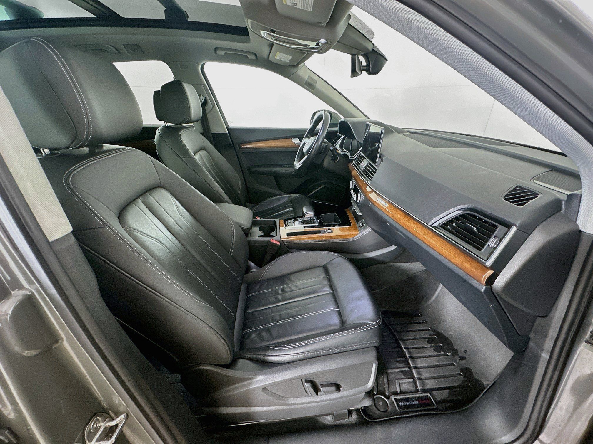 Used 2023 Audi Q5 2.0T Premium Plus AWD/4WD image 33