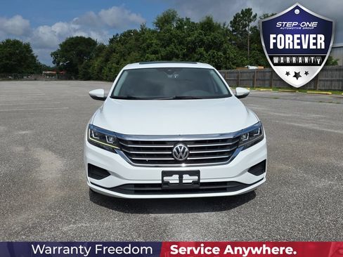 Used 2021 Volkswagen Passat 2.0T SE FWD image 10