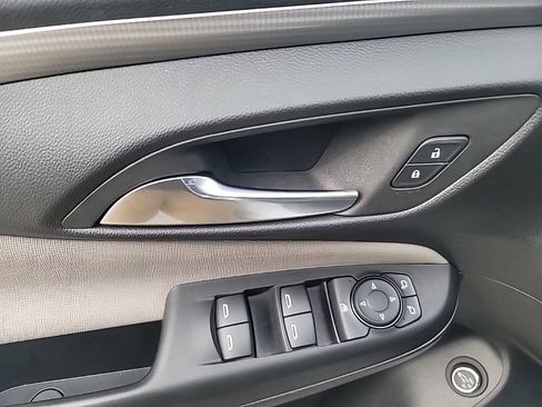 Certified 2024 Buick Envista Avenir image 10