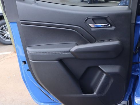 New 2025 GMC Canyon Elevation w/ Convenience Package image 19