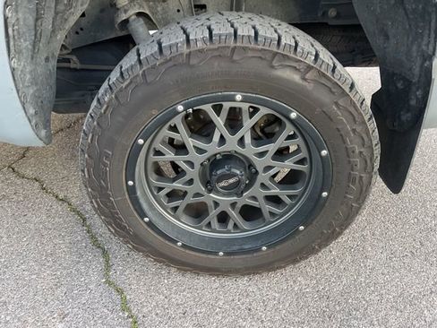 Used 2019 Toyota Tundra Limited image 12