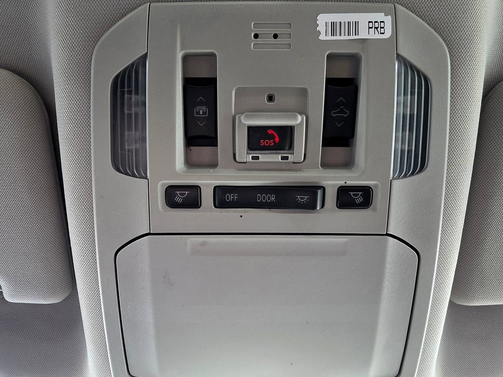 Used 2021 Toyota Highlander Platinum AWD/4WD image 61