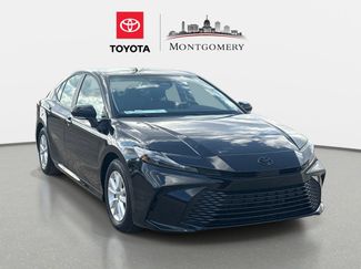Used 2025 Toyota Camry LE video 1