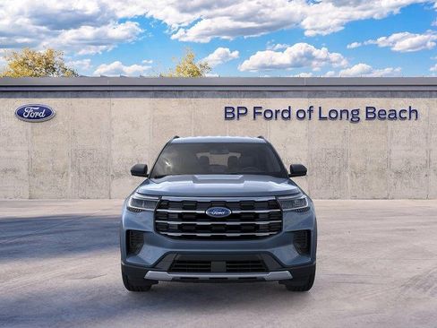 New 2026 Ford Explorer Active RWD image 6