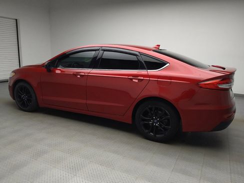 Used 2020 Ford Fusion SE w/ Equipment Group 151A FWD image 3