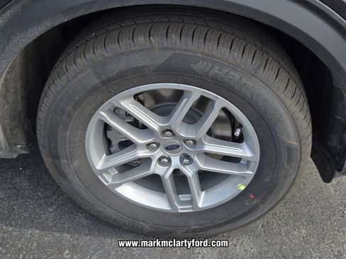 New 2026 Ford Explorer Active w/ Active Comfort Package RWD image 14
