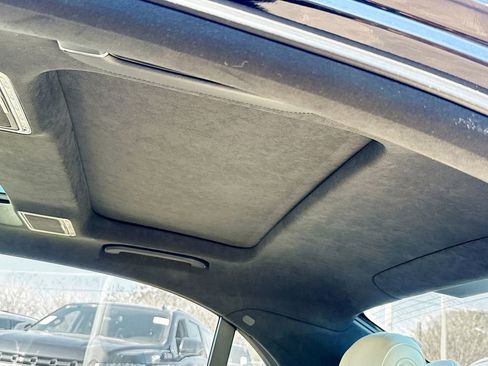 Used 2019 Mercedes-Benz S 560 4MATIC Sedan image 29