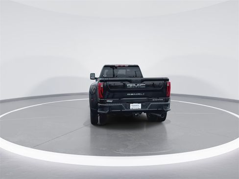 New 2026 GMC Sierra 3500 Denali Ultimate image 7