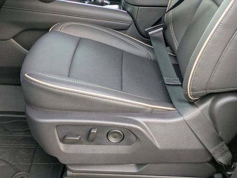 New 2025 Chevrolet Tahoe Premier image 4