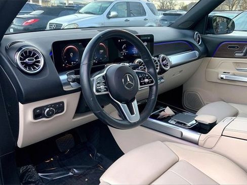 Used 2020 Mercedes-Benz GLB 250 4MATIC image 14