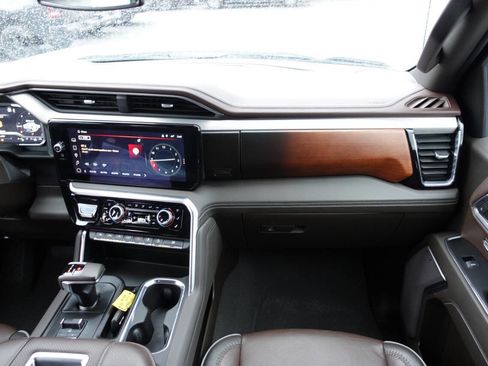 Used 2022 GMC Sierra 1500 Denali image 43