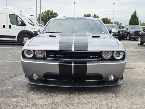 Used 2014 Dodge Challenger SRT8 w/ Harman/Kardon Audio Group RWD image 8